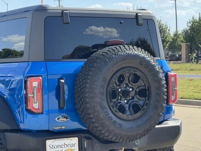 Photo of 2023 Blue Ford Bronco