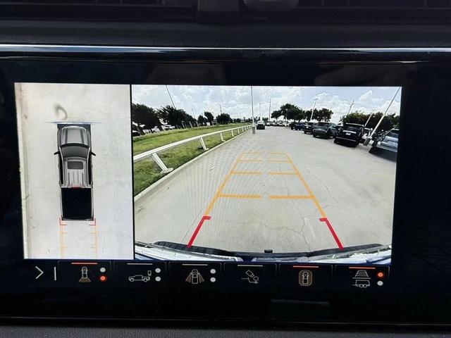 Photo of 2024 Onyx Black GMC Sierra 1500