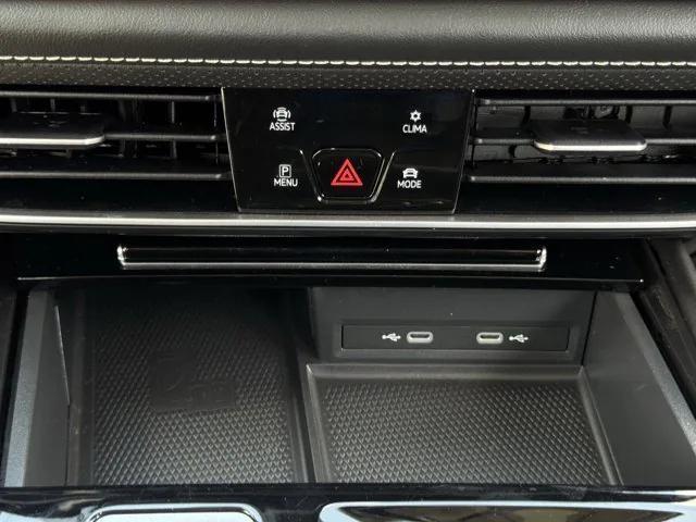 Photo of 2024  Volkswagen Atlas