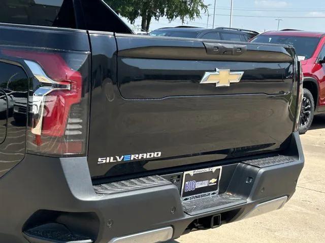 Photo of 2026 Black Chevrolet Silverado EV