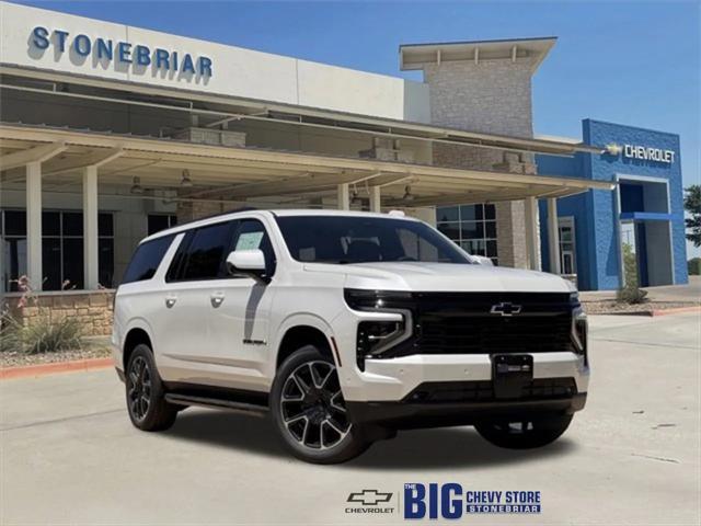 Photo of 2025 Iridescent Pearl Tricoat Chevrolet Suburban