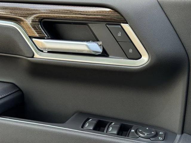 Photo of 2026 Black Chevrolet Silverado 1500