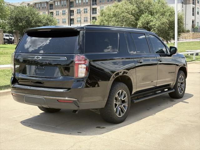 Photo of 2021 Black Chevrolet Suburban