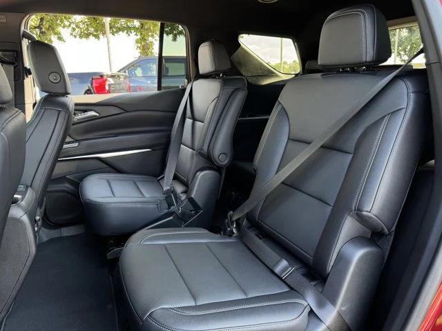 Photo of 2026 Radiant Red Tintcoat Chevrolet Traverse