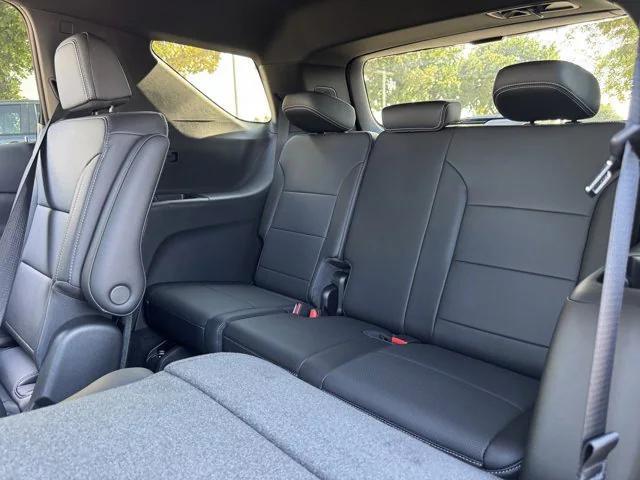 Photo of 2026 Radiant Red Tintcoat Chevrolet Traverse