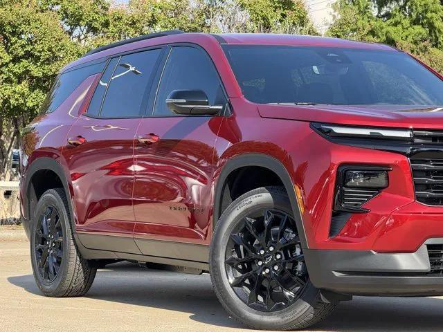 Photo of 2026 Radiant Red Tintcoat Chevrolet Traverse