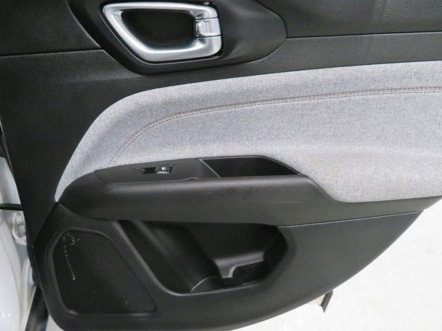 Photo of 2022 Bright White Clearcoat Jeep Compass