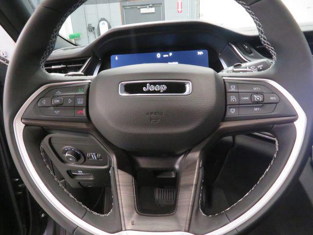 Photo of 2025 Baltic Gray Metallic Clearcoat Jeep Grand Cherokee L