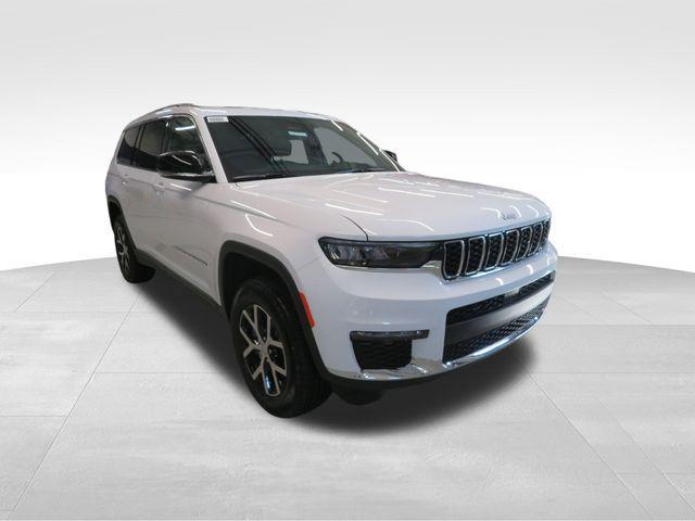 Photo of 2025 Bright White Clearcoat Jeep Grand Cherokee L