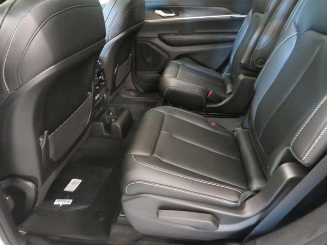 Photo of 2025 Bright White Clearcoat Jeep Grand Cherokee L