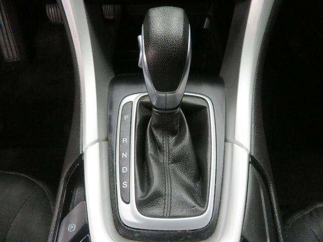 Photo of 2014 Oxford White Ford Fusion