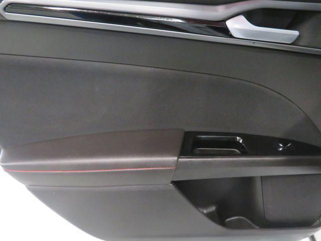 Photo of 2014 Oxford White Ford Fusion