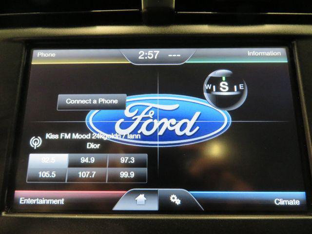 Photo of 2014 Oxford White Ford Fusion