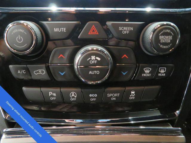 Photo of 2022 Velvet Red Pearlcoat Jeep Grand Cherokee