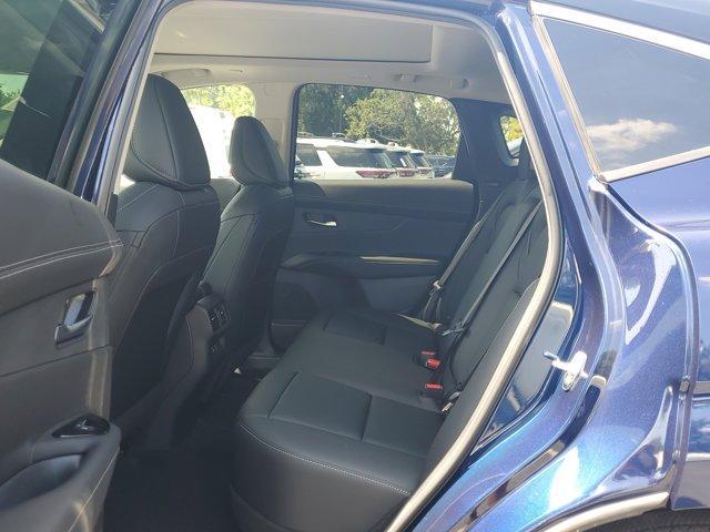 Photo of 2025 2t Blu Blk Roof Nissan Murano
