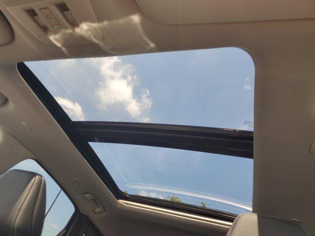 Photo of 2025 2t Blu Blk Roof Nissan Murano