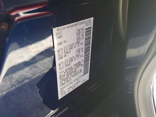 Photo of 2025 2t Blu Blk Roof Nissan Murano