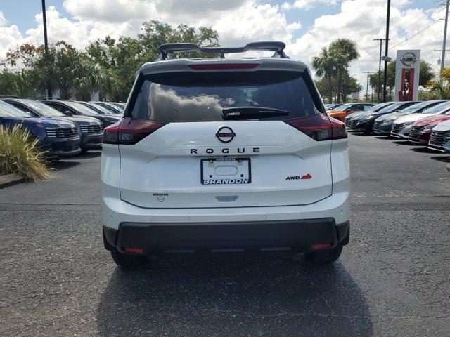 Photo of 2026 Everest White P Nissan Rogue
