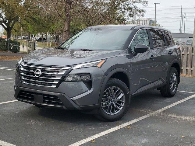 Photo of 2025 Gun Metallic Nissan Rogue