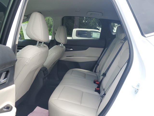 Photo of 2025 Everest White P Nissan Murano