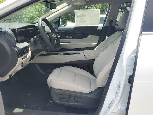 Photo of 2025 Everest White P Nissan Murano