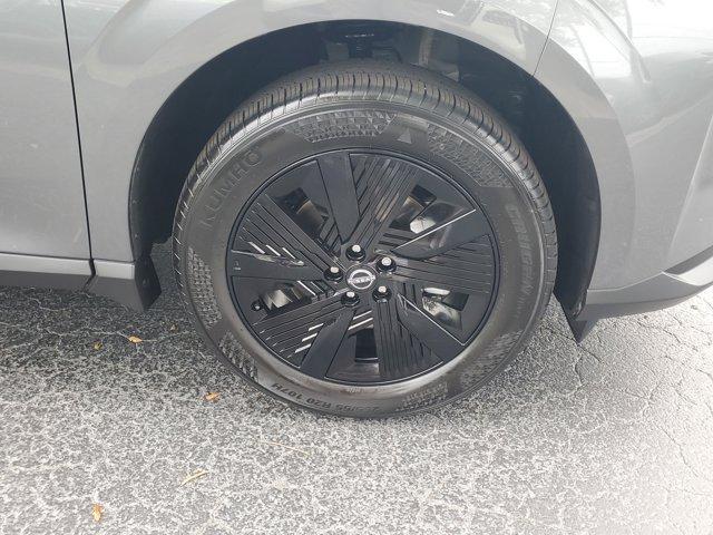 Photo of 2025 Gun Metallic Nissan Murano