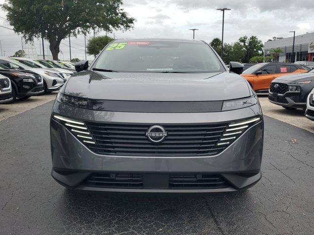 Photo of 2025 Gun Metallic Nissan Murano