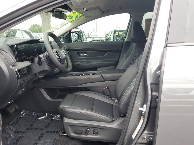 Photo of 2025 Gun Metallic Nissan Murano