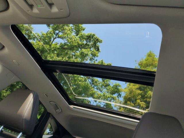 Photo of 2025 Everest White P Nissan Murano