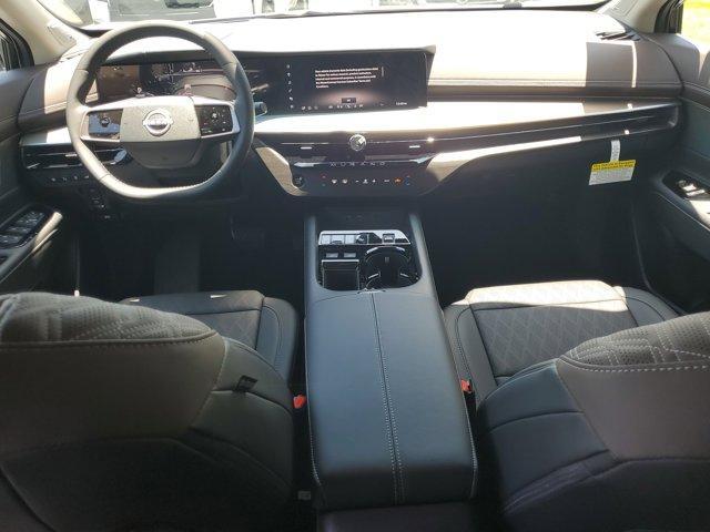 Photo of 2025 Everest White P Nissan Murano