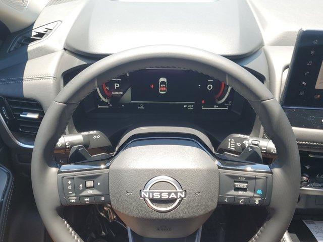 Photo of 2025 2t Dk Beige Blk Nissan Rogue