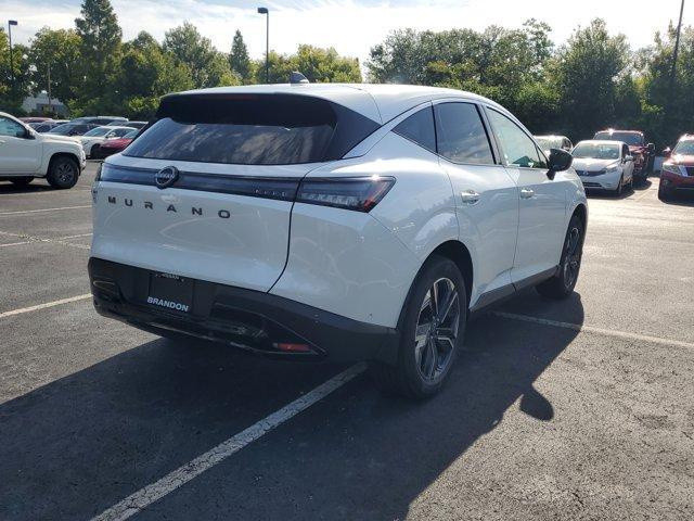Photo of 2025 Everest White P Nissan Murano