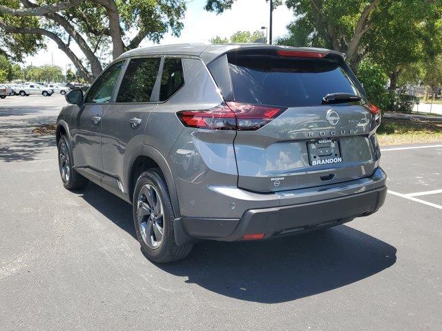 Photo of 2025 Gun Metallic Nissan Rogue