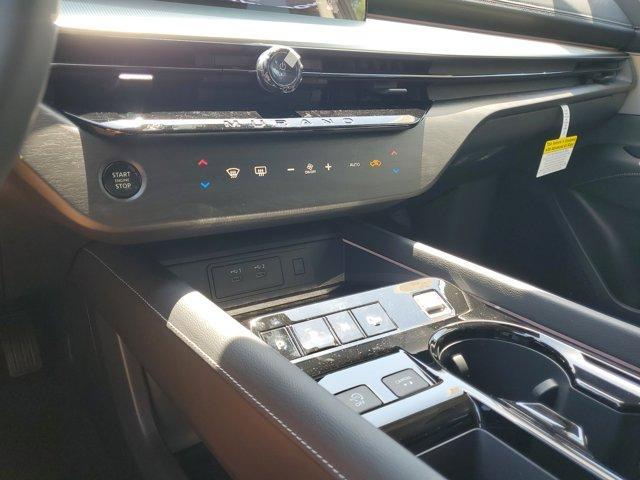 Photo of 2025 Champagne Silve Nissan Murano