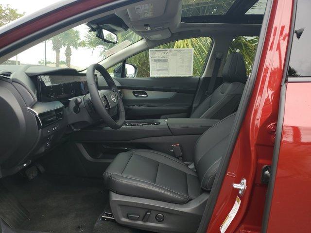 Photo of 2025 2t Red Blk Roof Nissan Murano