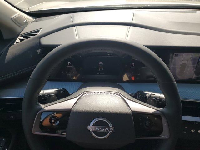 Photo of 2025 Champagne Silve Nissan Murano
