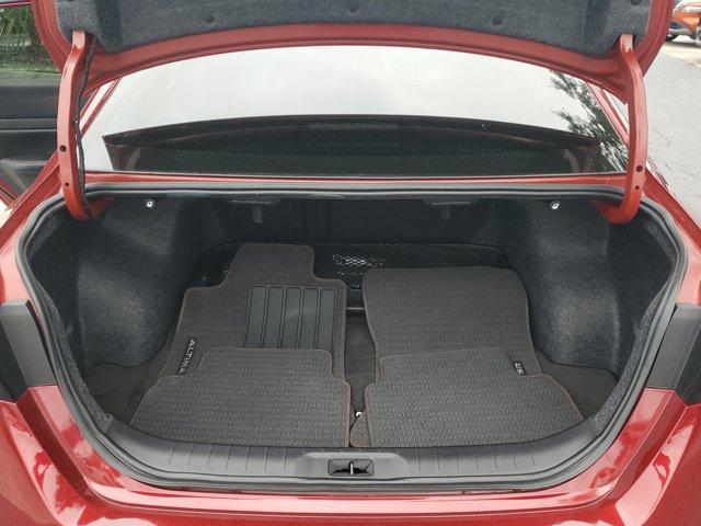 Photo of 2024 Scarlet Ember Nissan Altima