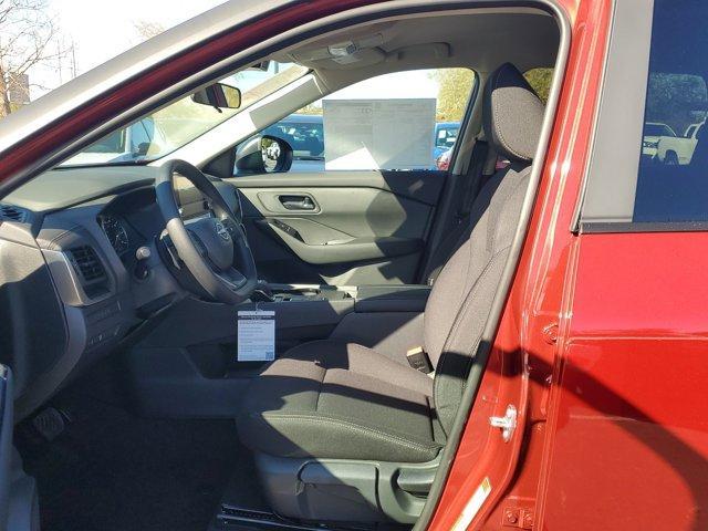 Photo of 2025 Scarlet Ember Nissan Rogue
