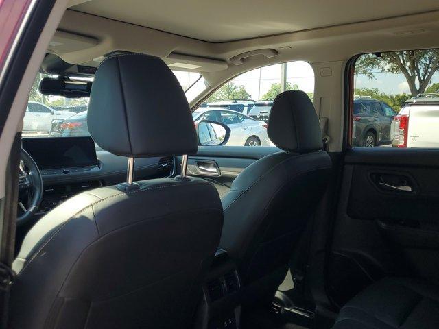 Photo of 2024 Scarlet Ember Nissan Rogue
