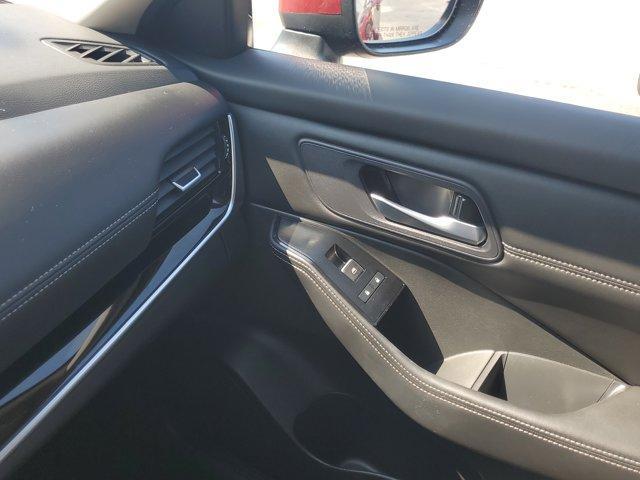 Photo of 2024 Scarlet Ember Nissan Rogue