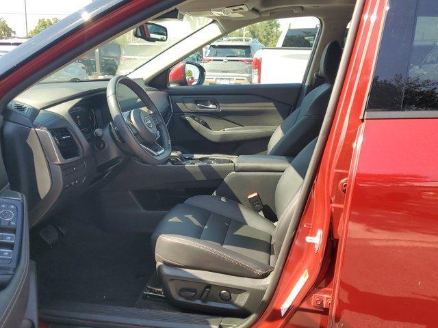 Photo of 2024 Scarlet Ember Nissan Rogue