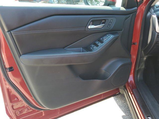 Photo of 2024 Scarlet Ember Nissan Rogue
