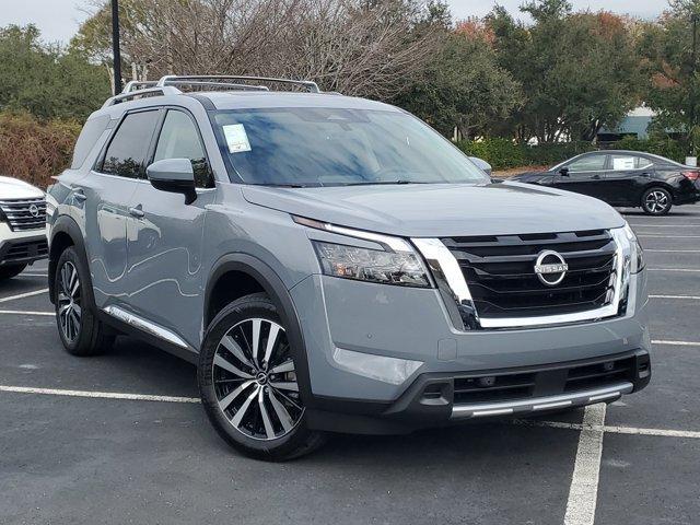 Photo of 2025 Boulder Gray Metallic Nissan Pathfinder