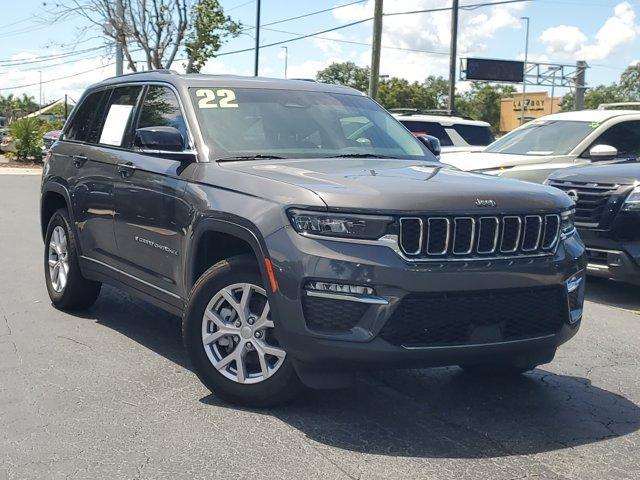 Photo of 2022 Metallic Jeep Grand Cherokee