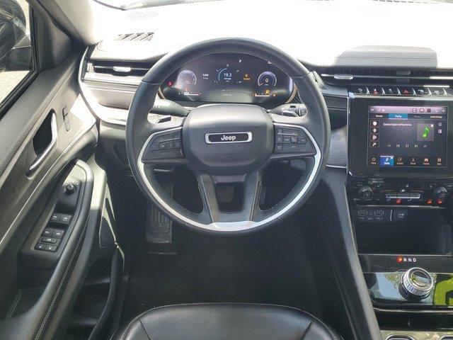 Photo of 2022 Metallic Jeep Grand Cherokee