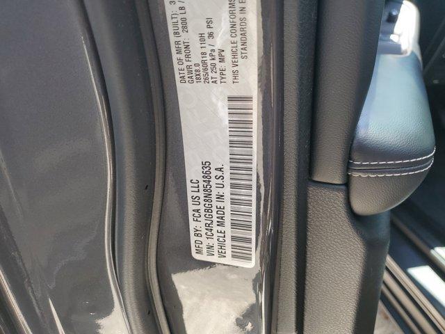 Photo of 2022 Metallic Jeep Grand Cherokee