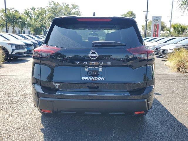 Photo of 2025 Black Nissan Rogue