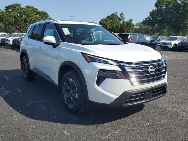 Photo of 2025 Everest White P Nissan Rogue