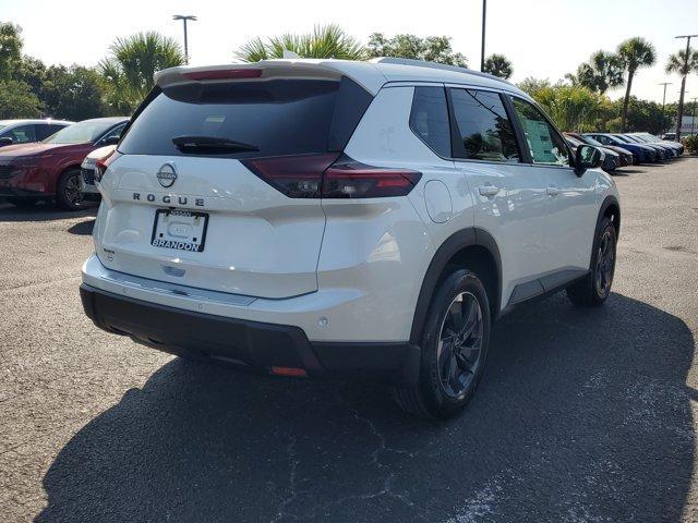 Photo of 2025 Everest White P Nissan Rogue