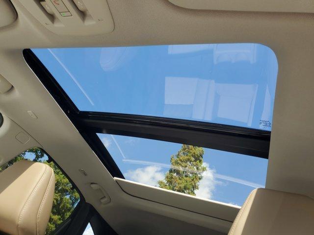Photo of 2025 Everest White P Nissan Murano